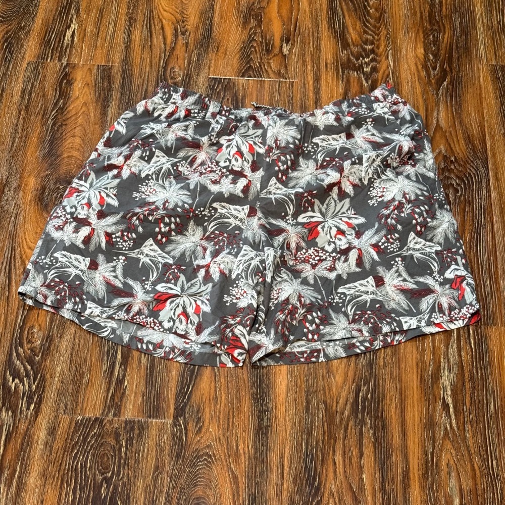 Columbia PFG Backcast III Mens XL 8L Grey Red Marlin Tropical Swim Water Shorts